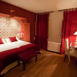 3* בית הארחה Soho Boutique Atalia